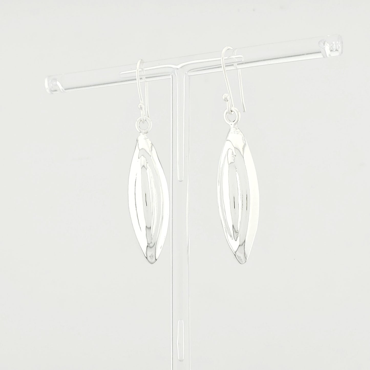 Arete Plateado Almendra