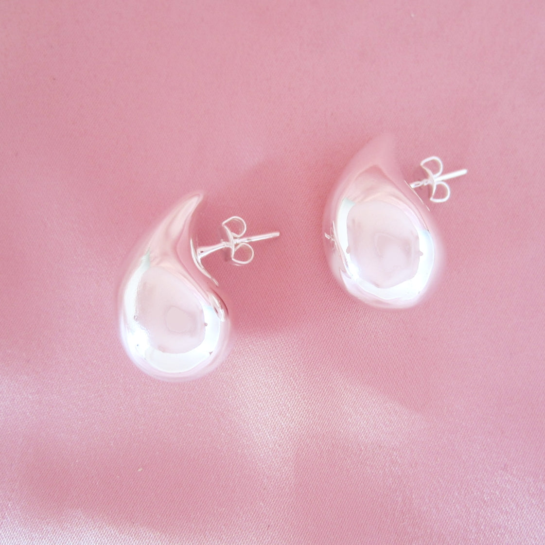 Aretes Plateados Manguito