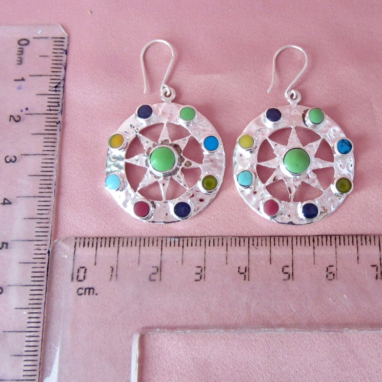 Aretes Plateados Sol Colorido
