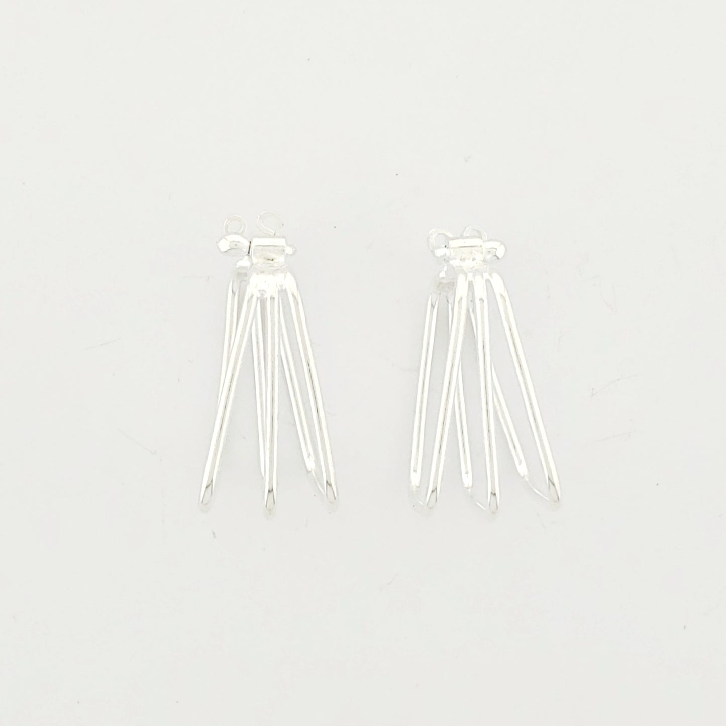 Arracada Plateada Cuadrada