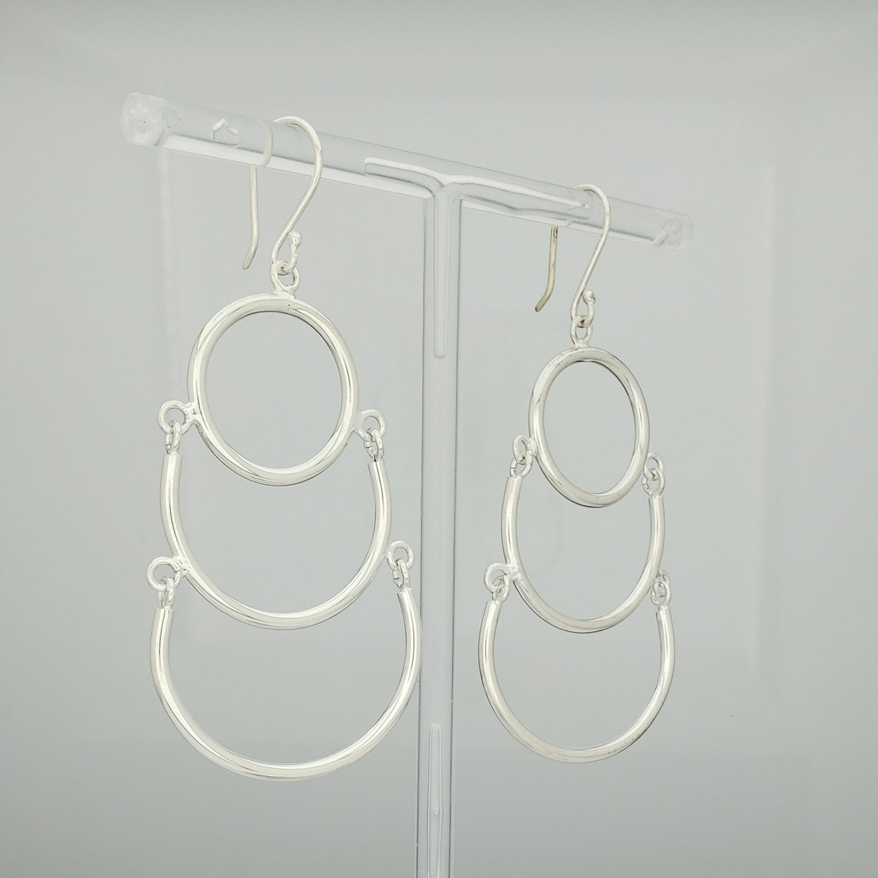 Arete plateado capullo alambres