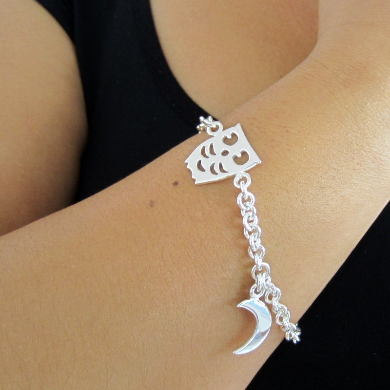 Pulsera plateada búho y luna