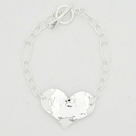 Pulsera Plateada Corazón Martillado