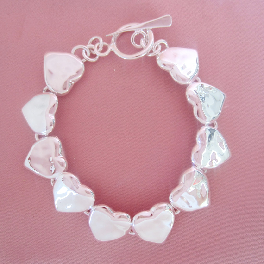 Pulsera Plateada Corazón Mallugado