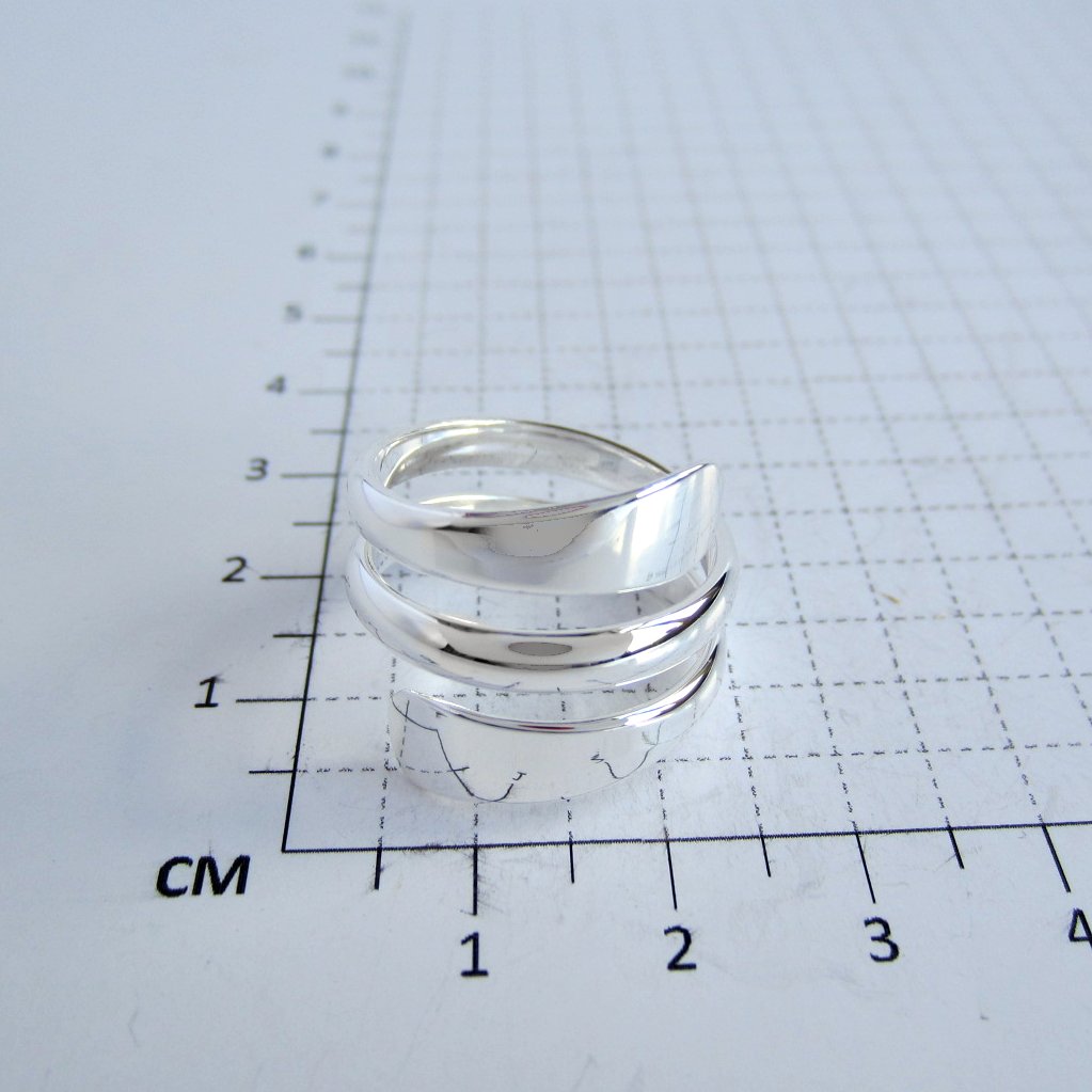 Anillo Espiral Minimalista