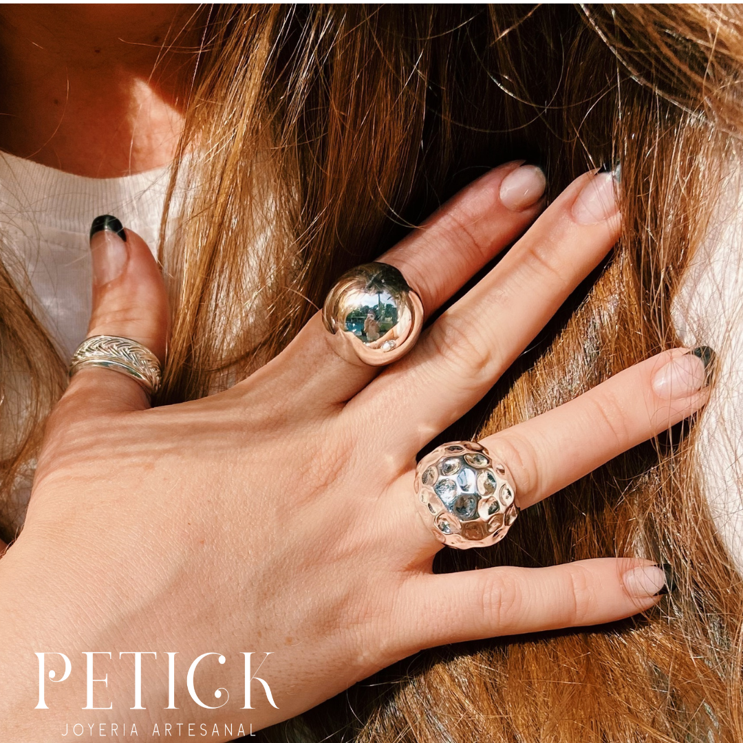 Anillo plateado Sonaja