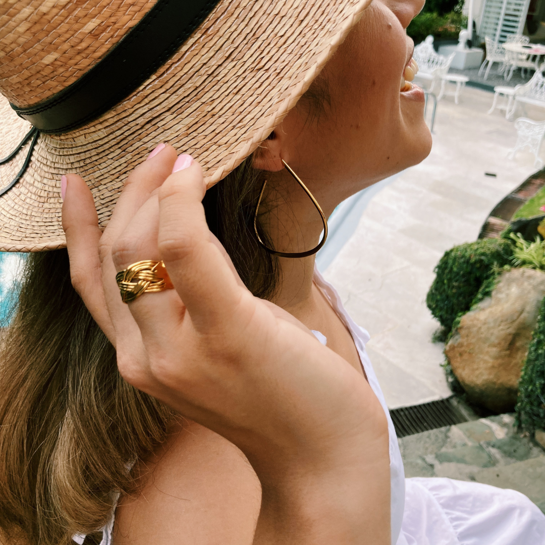 Arracada dorada maxi trillón