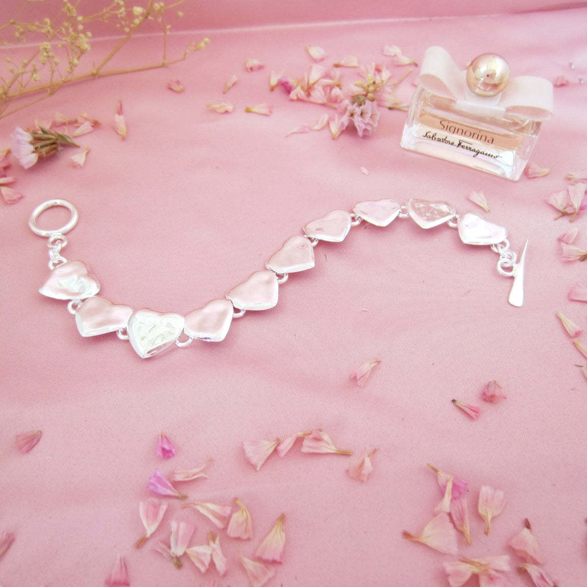 Pulsera Plateada Corazón Mallugado