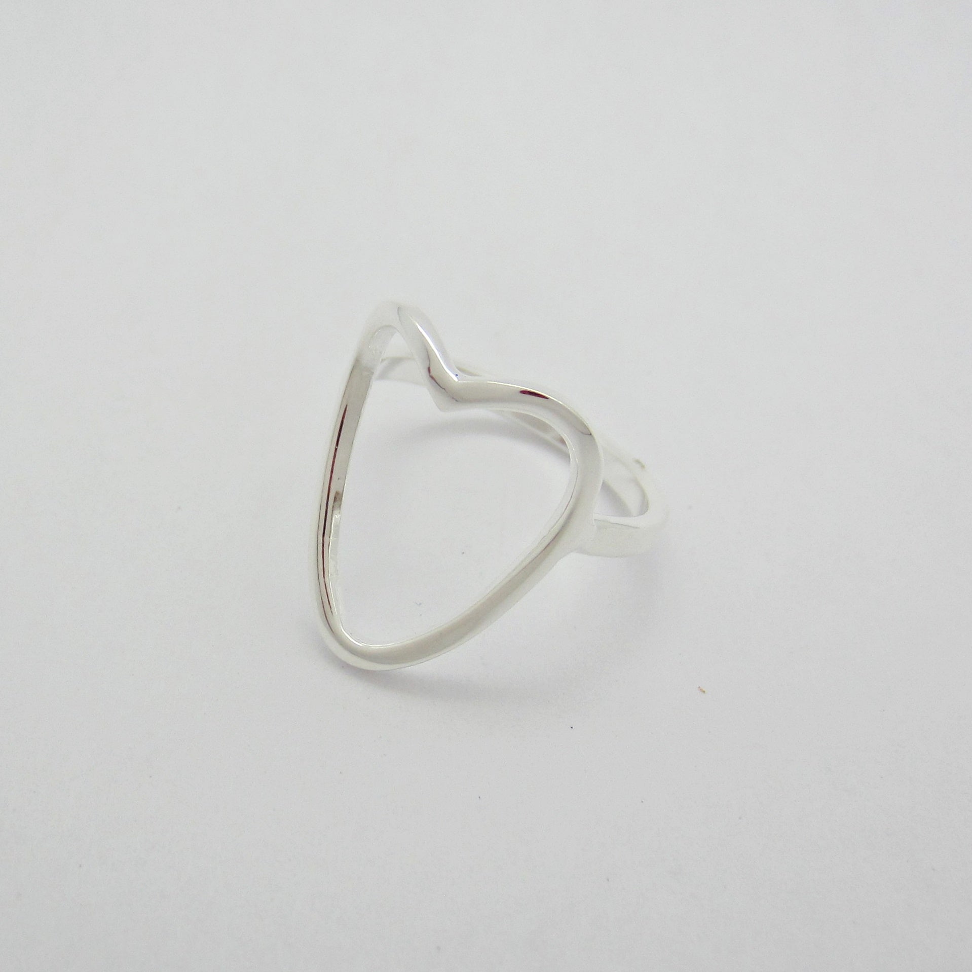 Anillo Plateado Coquette - Petick Joyería Artesanal
