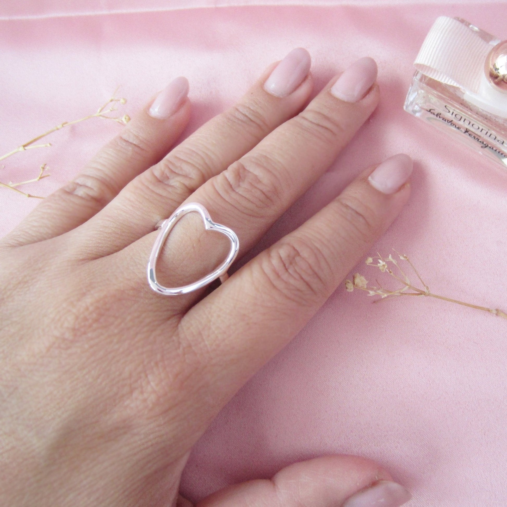 Anillo Plateado Coquette - Petick Joyería Artesanal