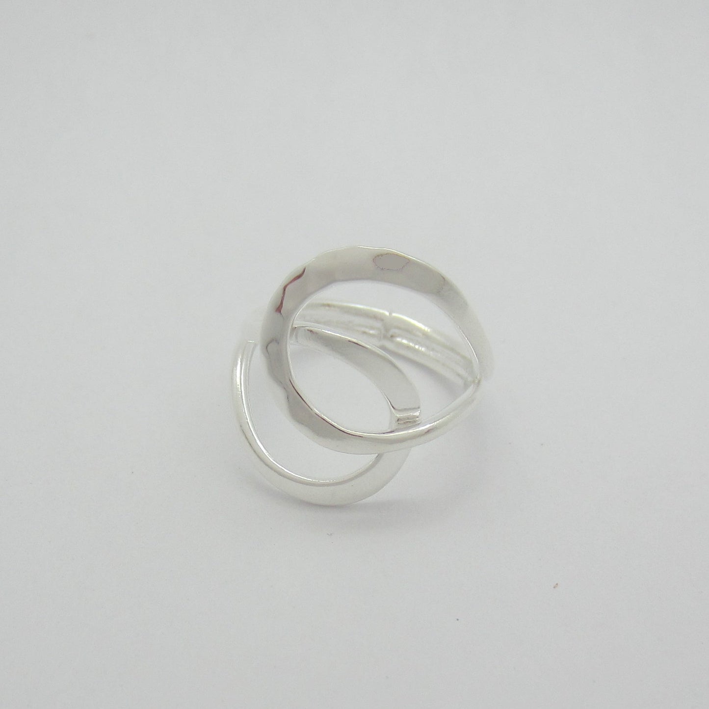 Anillo Plateado Elegante - Petick Joyería Artesanal