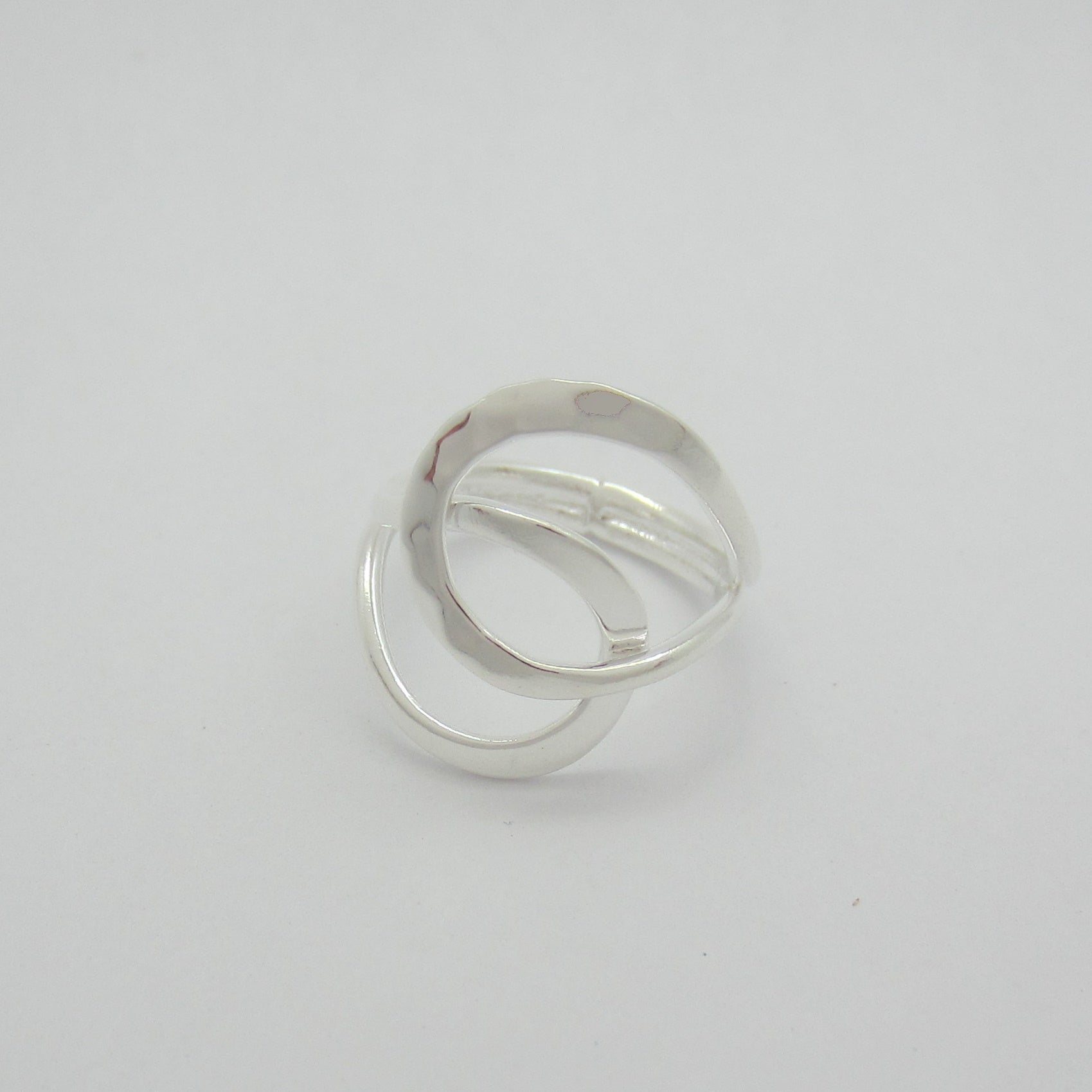 Anillo Plateado Elegante - Petick Joyería Artesanal