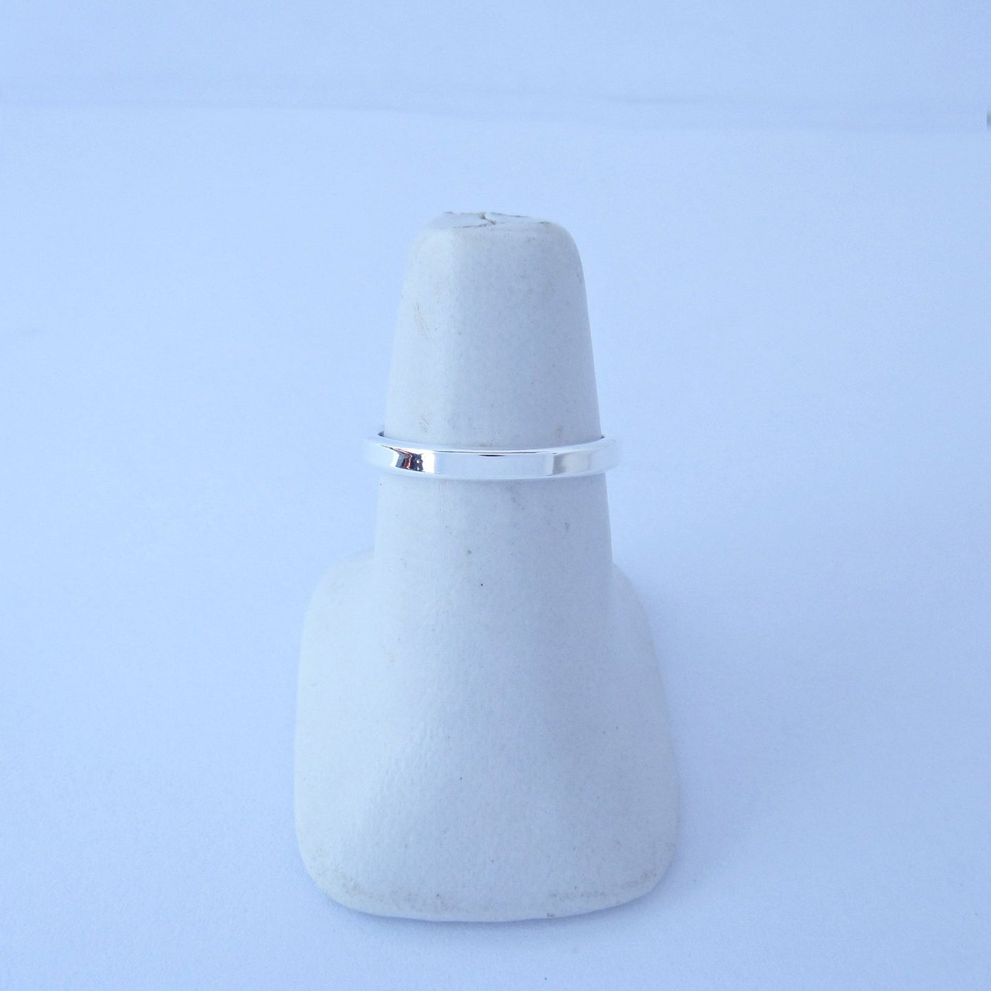 Anillo Plateado Liso - Petick Joyería Artesanal