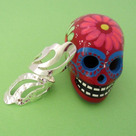 Anillo plateado pétalo - Petick Joyería Artesanal