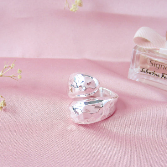 Anillo Plateado Vaciado Gotas - Petick Joyería Artesanal