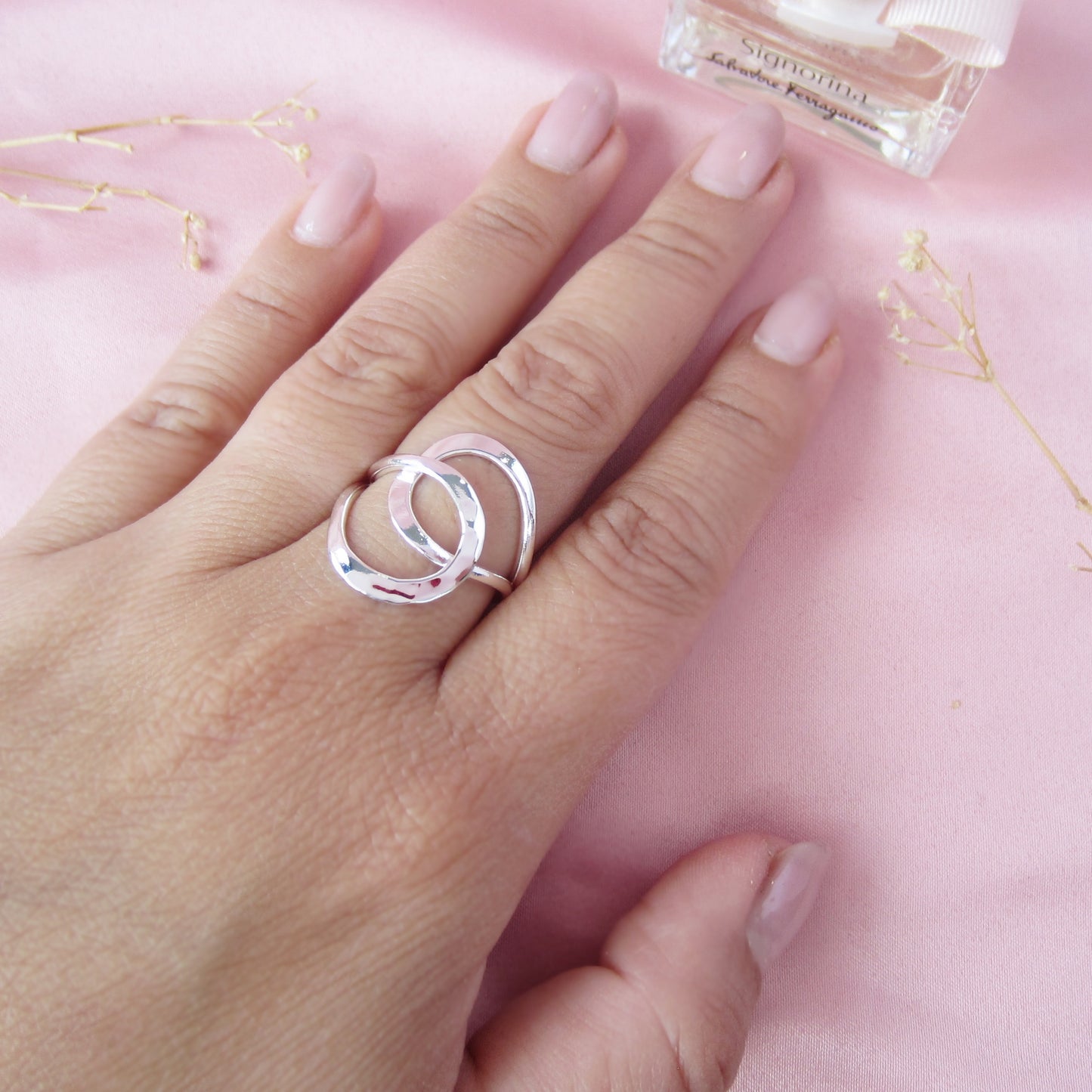 Anillo Plateado Elegante
