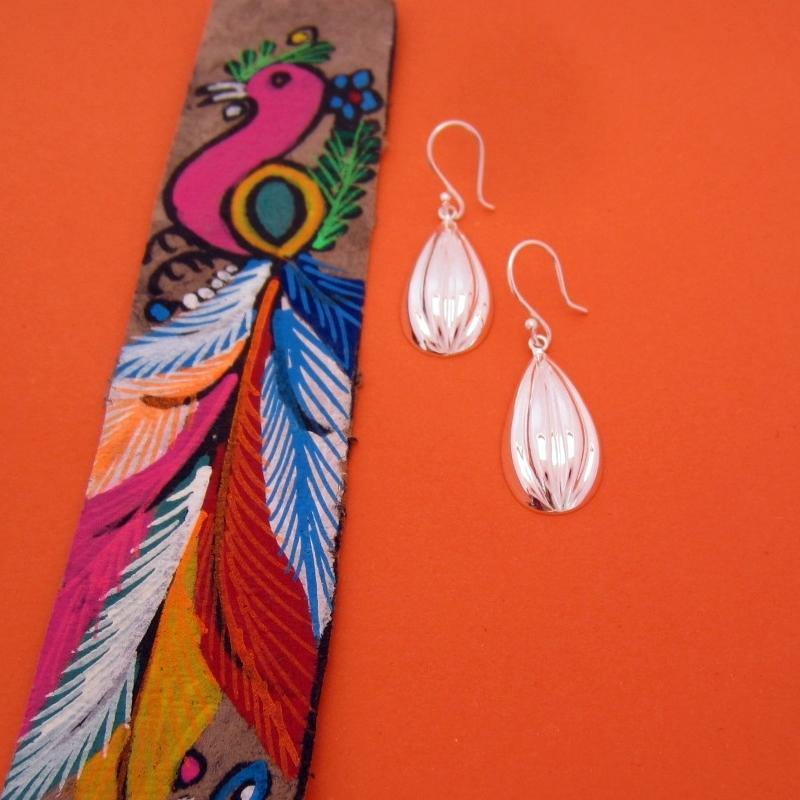 ARETES PLATEADOS CAPULLO - Petick Joyería Artesanal