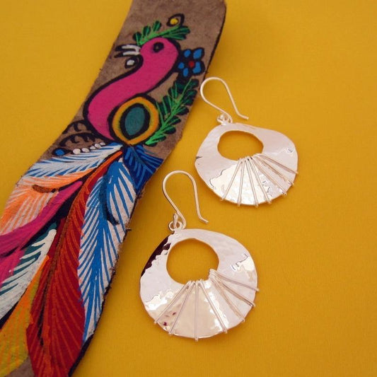ARETES PLATEADOS RUSTICOS - Petick Joyería Artesanal