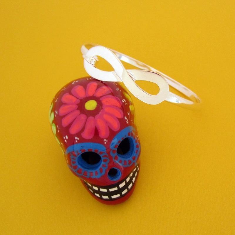 BRAZALETE PLATEADO INFINITO - Petick Joyería Artesanal