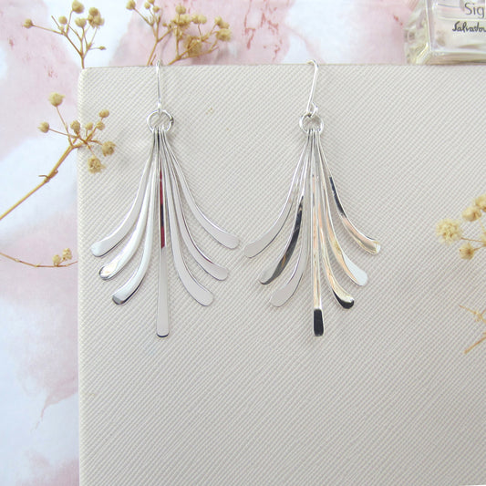 Arete plateado abanico maxi