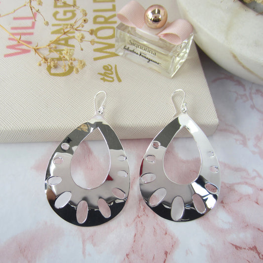 Arete plateado gota maxi
