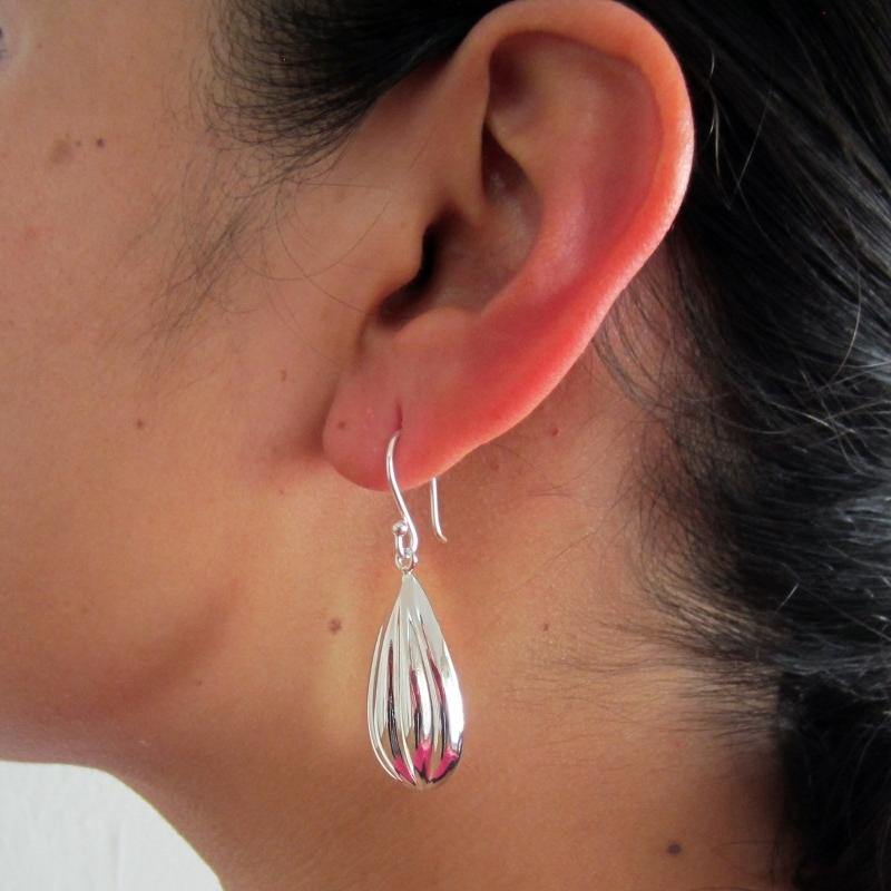 ARETES PLATEADOS CAPULLO - Petick Joyería Artesanal