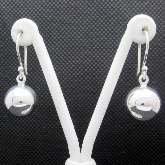 ARETES PLATEADOS BOLA LISA - Petick Joyería Artesanal