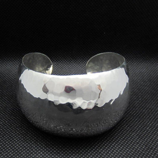 BRAZALETE PLATEADO GRUESO - Petick Joyería Artesanal