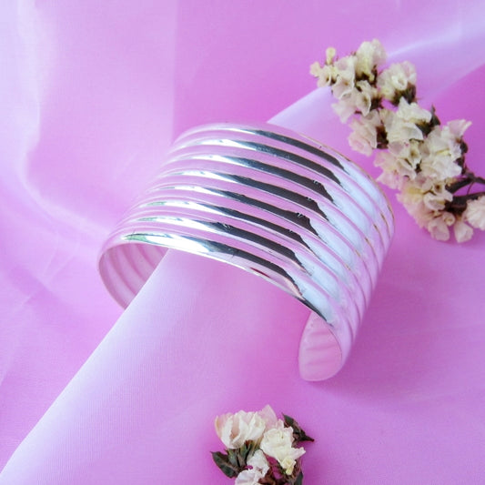 Brazalete líneas