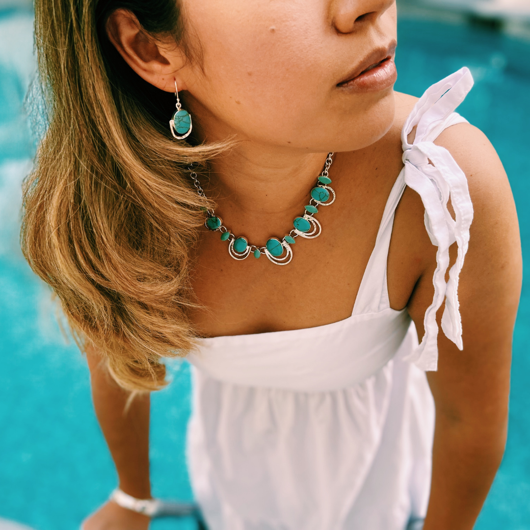 necklace with stones